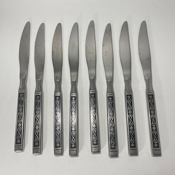 Lot of 8 Oneida Spanish Court Stainless Dinner Knives 9 1/4 In Vintage Flatware - Picture 1 of 5